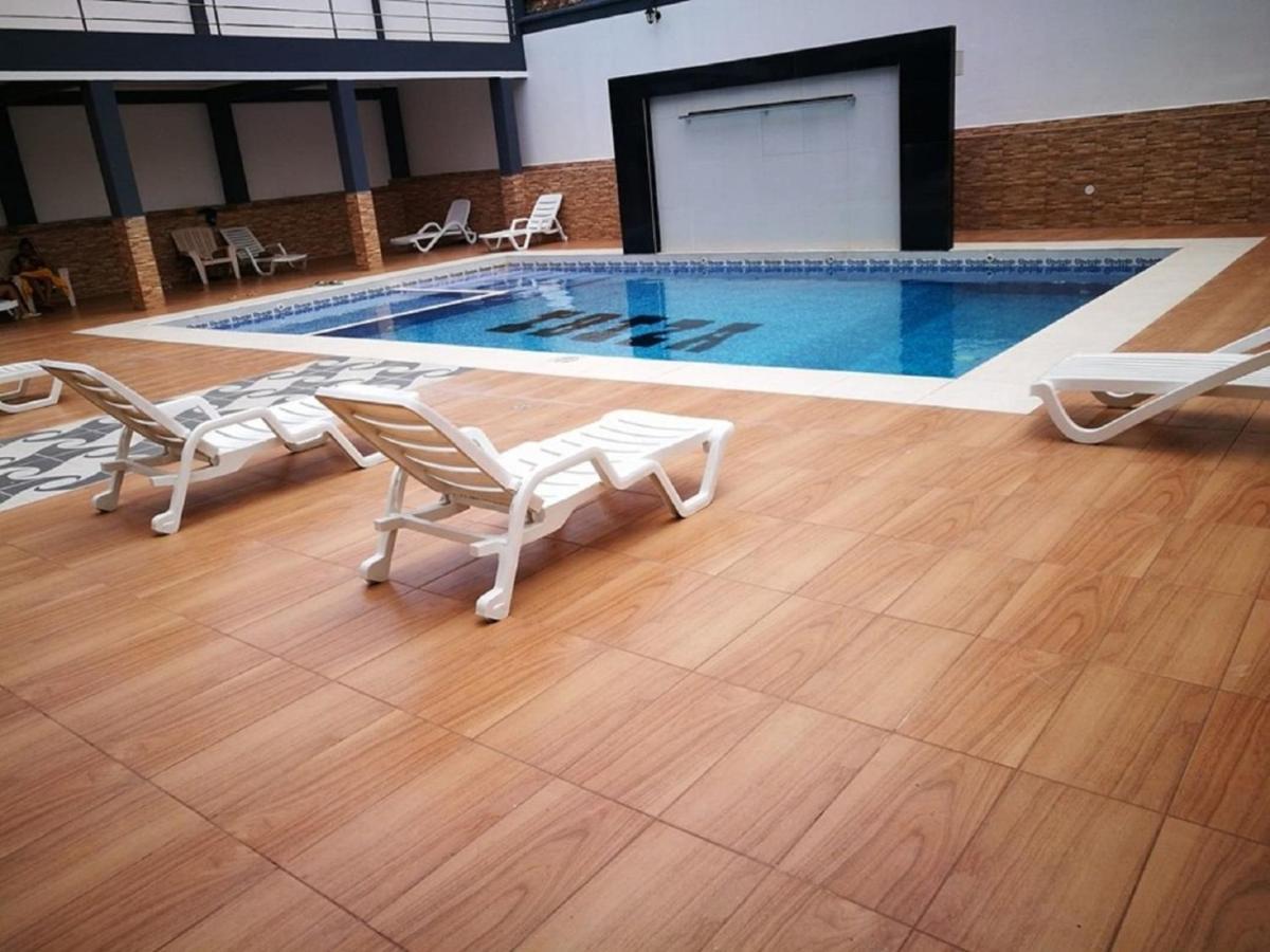 Hostal Ibiza Santa Cruz de La Sierra Kültér fotó